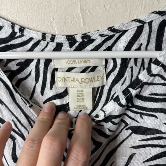 Cynthia Rowley Black White Zebra Animal Print 100% Linen Button Blouse - Picture 3 of 5